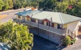 Agnes Palms Motel